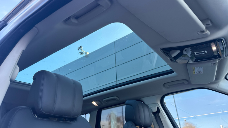 Land Rover Range Rover Sport 3.0 D250 HSE Silver 5dr Auto Diesel Estate